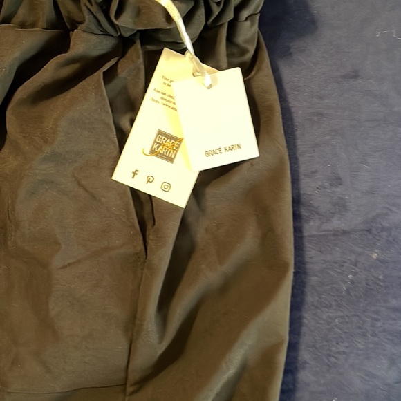 Brand new paper bag waist pants with ties at the waist and ankles - Picture 5 of 5